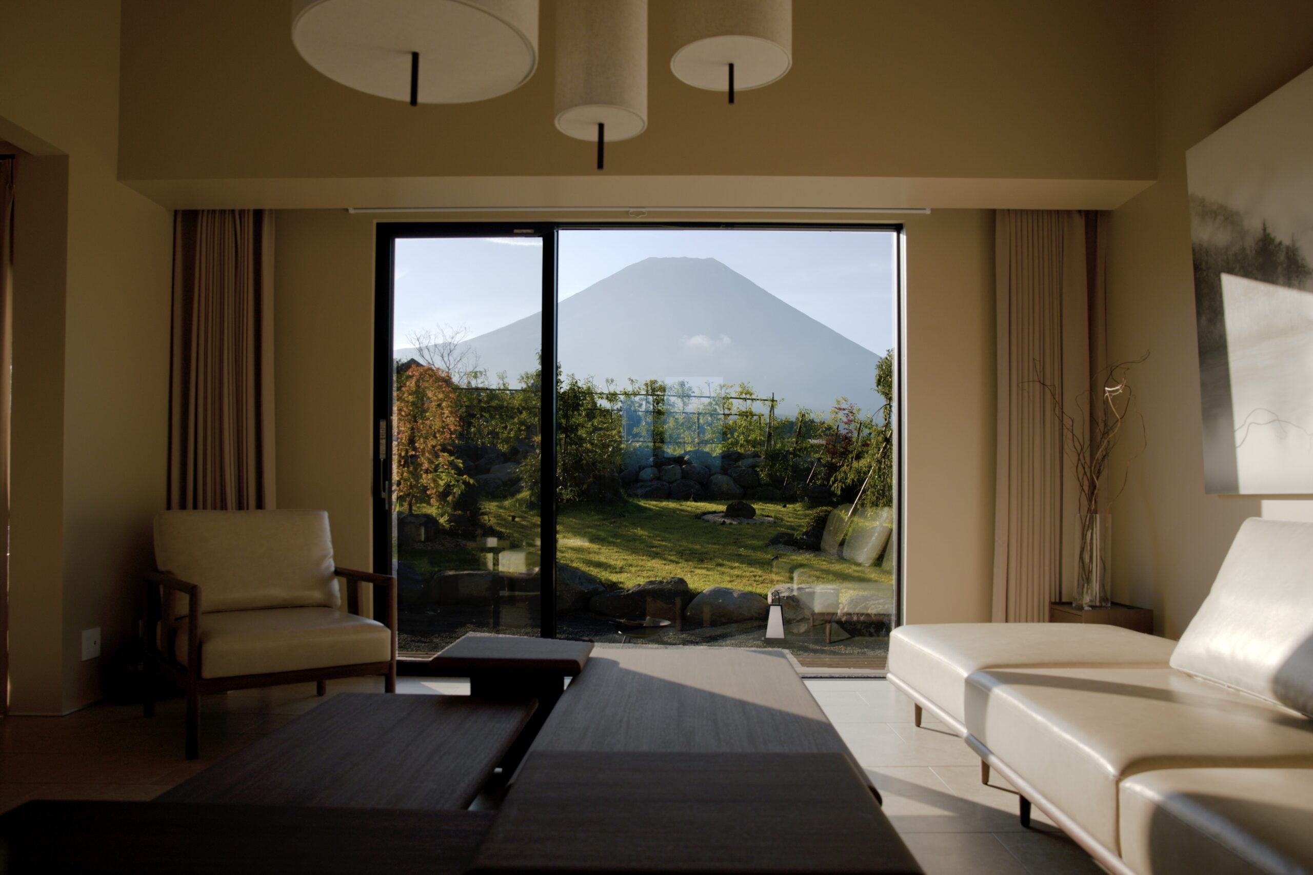 別荘×本栖湖　本栖湖の別荘（富士ヶ嶺）